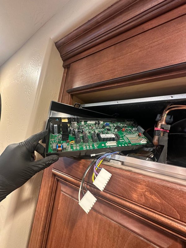 Sub-Zero BI-48S repair in San Diego: wrench icon, door fault, and control board