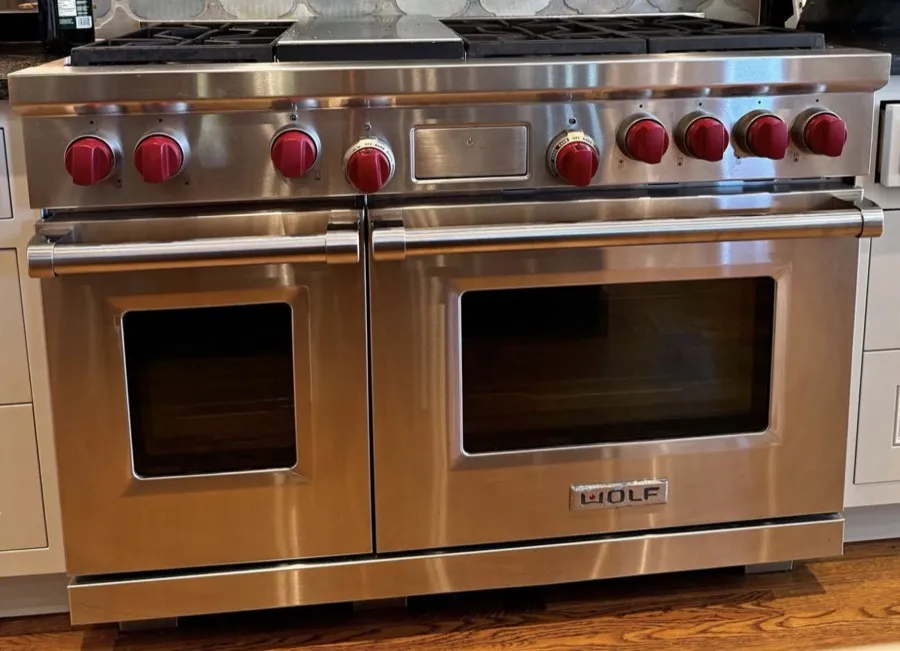 Wolf range with red knobs, San Diego